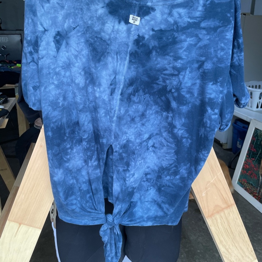 BILLABONG SHIRT - Picture 2 of 2